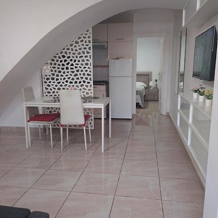 Apartamento Serrano Con Terraza Malaga Exterior photo